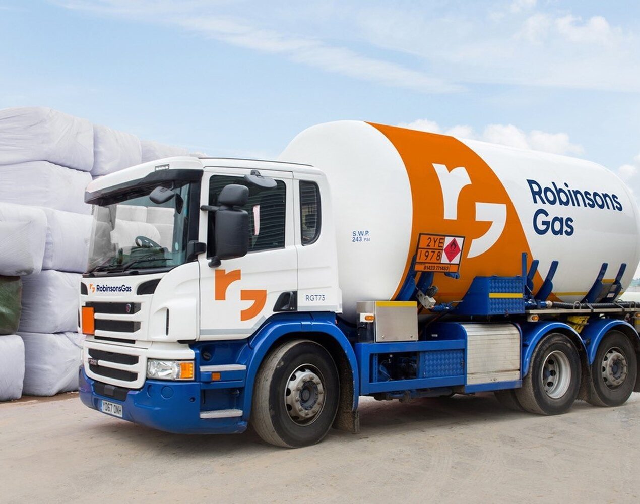 Robinsons Truck delivering in Northamptonshire